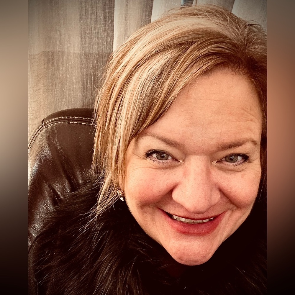 Meet your Posher, Gail